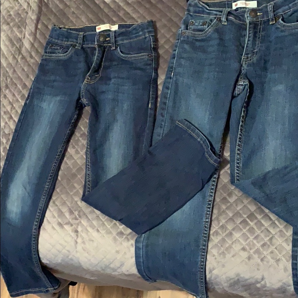 Levi’s boy jeans 👖 2 pairs left - Picture 4 of 6